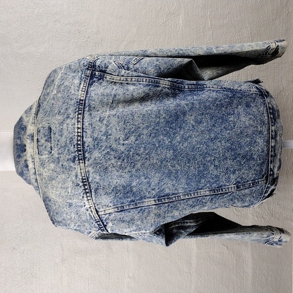 Levi's Vintage Blue Stone Wash Long Sleeve Button Front Trucker Jean Jacket - Picture 8 of 16